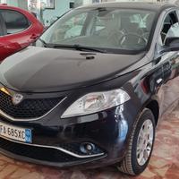 Lancia Ypsilon 0.9 TwinAir 85 CV 5 porte Metano Ec