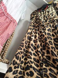vestiti pantaloni maglie