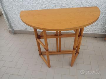 Tavolo in bamboo
