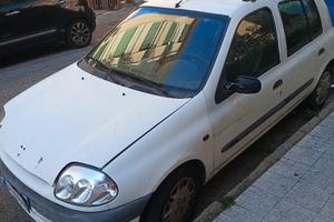 Renault Clio 1200 benzina anno 2000 