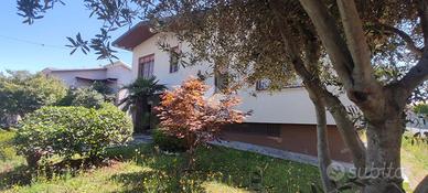 CASA INDIPENDENTE A LONATE POZZOLO