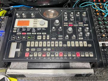 KORG-EMX 1 (black skin)