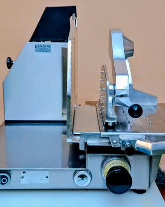 Affettatrice Omega VX-380