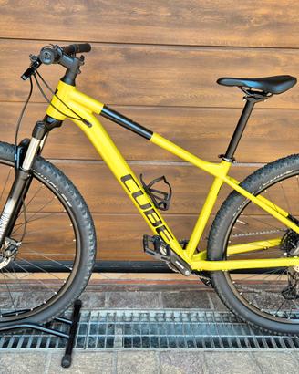 Bici MTB Cube Analog 29 pollici