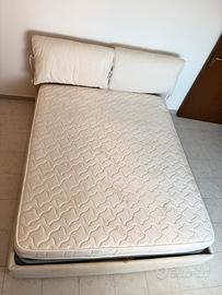 Letto matrimoniale-conten.Chateaux d Ax mod Lulù
