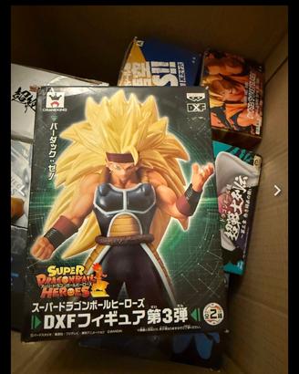 Personaggio Dragon Ball con scatola 
