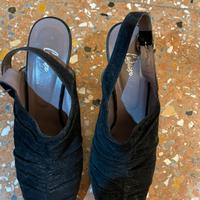 Scarpe camoscio con tacco