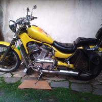 Suzuki 800 e 250 a 5000 euro