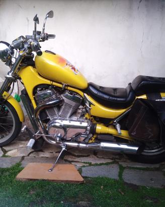 Suzuki 800 e 250 a 5000 euro