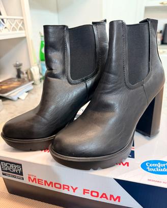 👢 Stivaletti neri con tacco – taglia 39