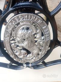 tavolino  con pedaliera vintage