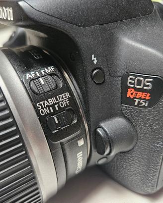 Canon EOS Rebel T5i/D700, 18-200mm