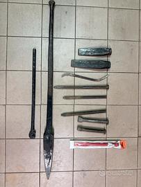 utensili da demolizione: scalpelli, cunei, leva