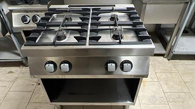 CUCINA PROFESSIONALE 4 FUOCHI