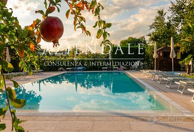 Room And Breakfast di Prestigio con Piscina