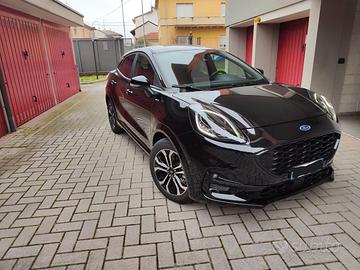 Ford Puma St-Line Hybrid 125 cv in garanzia