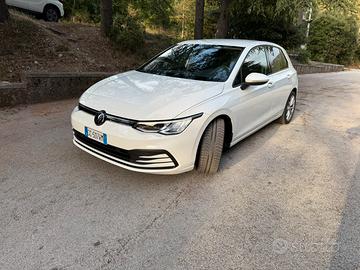 Volkswagen GOLF VIII.1,5 tgi ,130 cv DSG