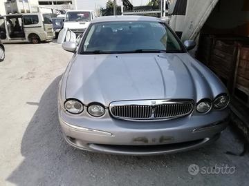 Jaguar X TYPE 2.5 Benzina AWD Anno 2004 Per Ricamb