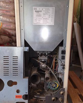 termostufa a pellet Laminox Flora Idro 12 KW