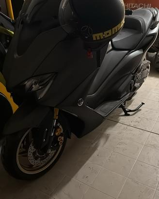 Yamaha tmax 560 tech  max