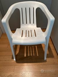 Poltroncina bianca da giardino/balcone