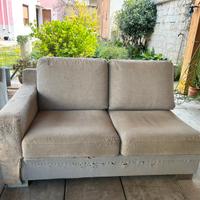 Divano letto e contenitore