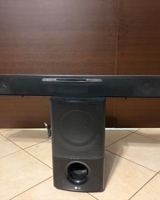 Sound bar LG con subwoofer