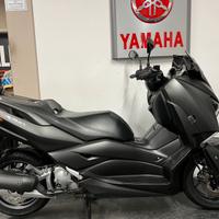 Yamaha xmax 125