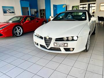 Alfa Romeo Spider 2.4 JTDm 200CV Q-Tronic