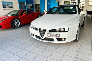 Alfa Romeo Spider 2.4 JTDm 200CV Q-Tronic