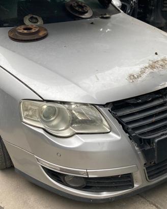 RICAMBI USATI AUTO VOLKSWAGEN Passat Berlina 4° S