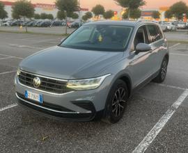 Volkswagen Tiguan 1.5 TSI LIFE