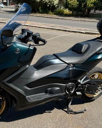 Yamaha TMAX 560 tech max 2023