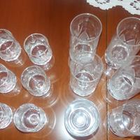 Servizi di bicchieri in cristallo