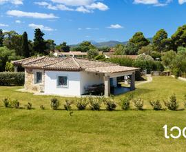 Villa indipendente a pochi passi dal mare, un ango