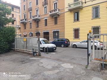 box in via Popoli Uniti, zona Rovereto