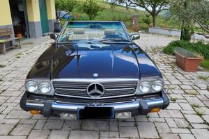 Mercedes Benz 560SL CABRIO - Daimler Benz 107