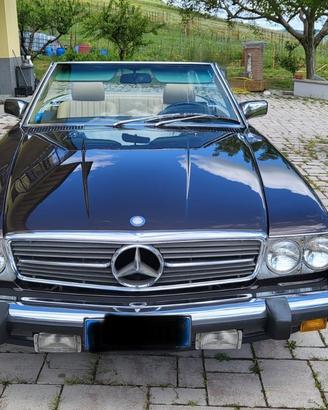Mercedes Benz 560SL CABRIO - Daimler Benz 107