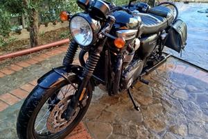 Triumph Bonneville T100