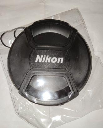 Copriobiettivo per obiettivi Nikon LC-82