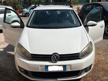 Volkswagen Golf 1.6 TDI 105 CV – 158.000 km