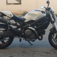 Ducati Monster 696+ - 2008