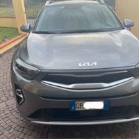 kia stonic style gpl 101cv 7 anni garanzia
