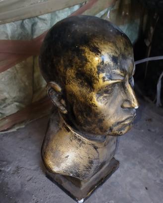 busto mussolini
