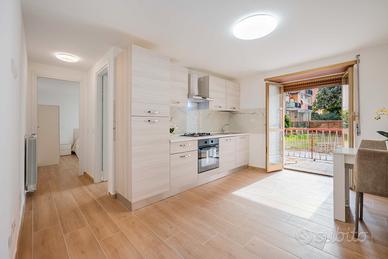 Bilocale ristrutturato e arredato