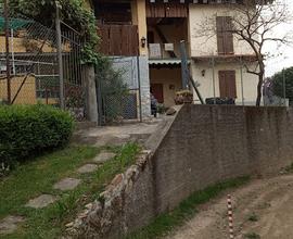 Casa immersa nel verde