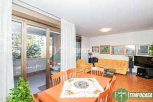 ELEGANTE QUADRILOCALE, DOPPI SERVIZI, TERRAZZINO c