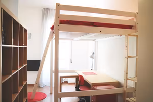 VIALE LIBIA ampia stanza con letto matrimoniale