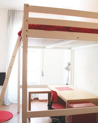 VIALE LIBIA ampia stanza con letto matrimoniale