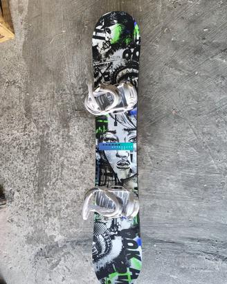 Burton AfterMarth 158 cm Snowboard + Attacchi M